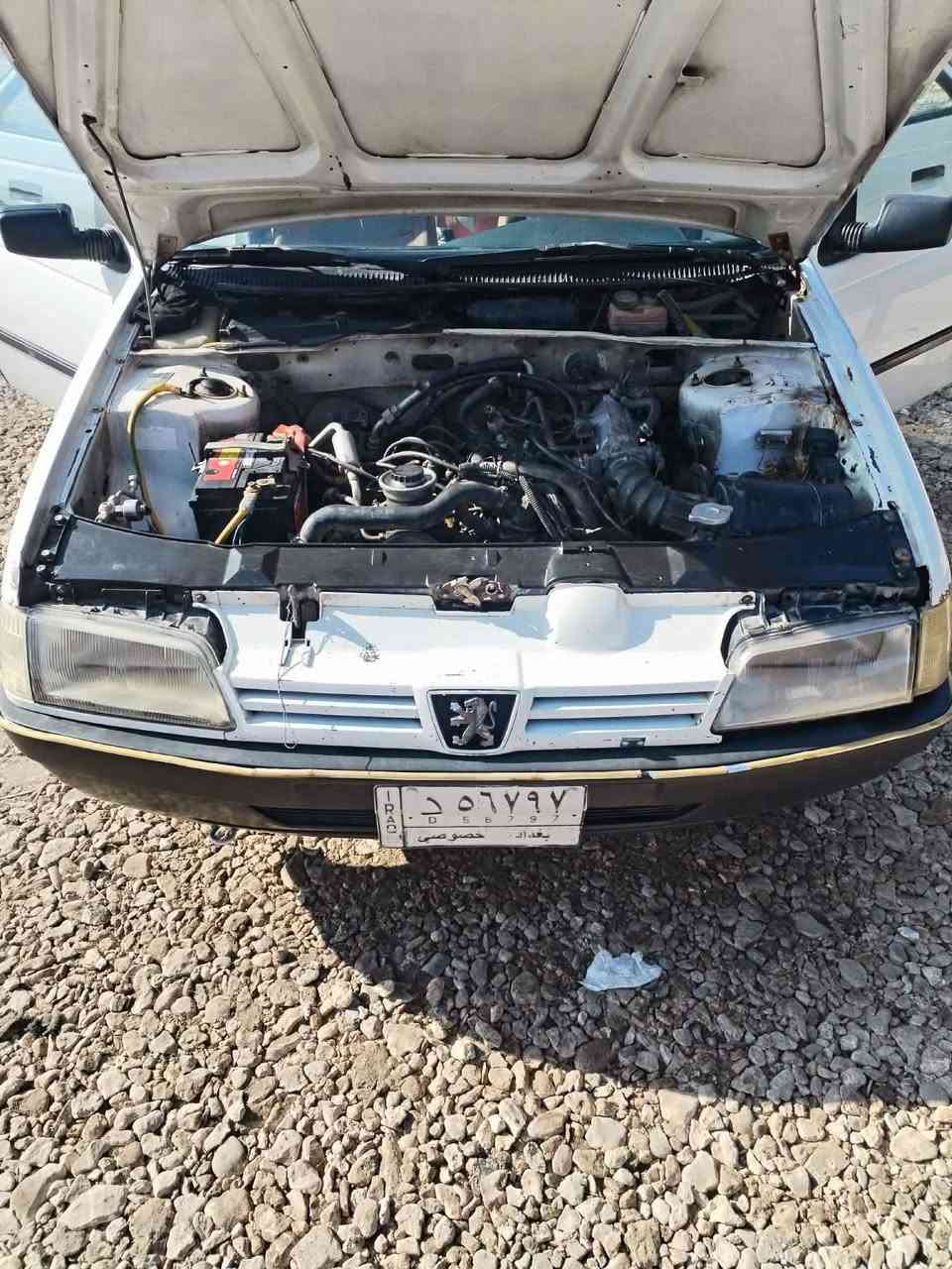 سلام عليكم 👋
بيجوالبيع 
*********** مالكها بل نجف سعر 22 بيه مجال  تبريد شغال بس الدكم عاطله و بيها ضربه جاملغ و بنيد مبدلات
مكان سياره ديوانيه
