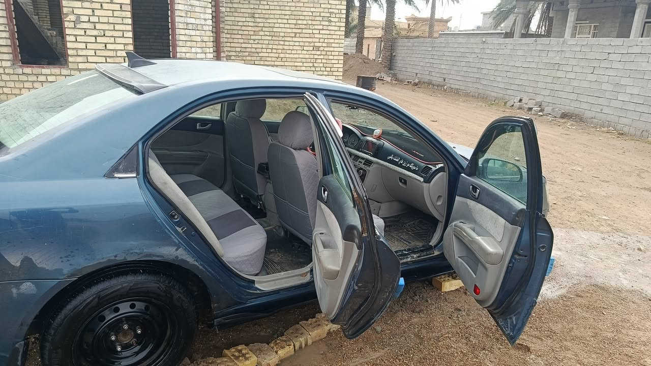 @مراوس بيكم 96 99 98 مستعجل 
بسمي شرط تحويل 
2007محدثه 9 
محرك 6اسلندر 3,3 وكير جدد 
تبريد ثلج 
تخم تاير ويل عادي سبير شركه 
صبق حزام  بدون دواخل وسقف فقط 
***********
