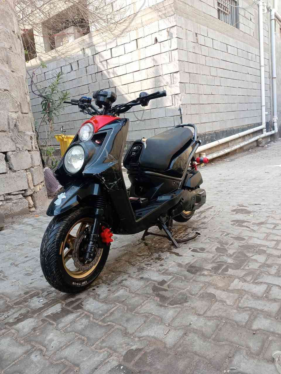 سكنس جبلي 2015 (نوزل ) .دراجه مكينه 58 بلاديه .تشك الكاع شك كهربائيات شغاله كلها تايرات جدد نگره سلف بريكات شغاله بل مكان ..الله شاهد دراجه مال بيت بيها  تزويد . دهن ((موتل )) السعر 850 بيها مجال بسيط مكاني البصرة كرمه علي رقمي ***********
