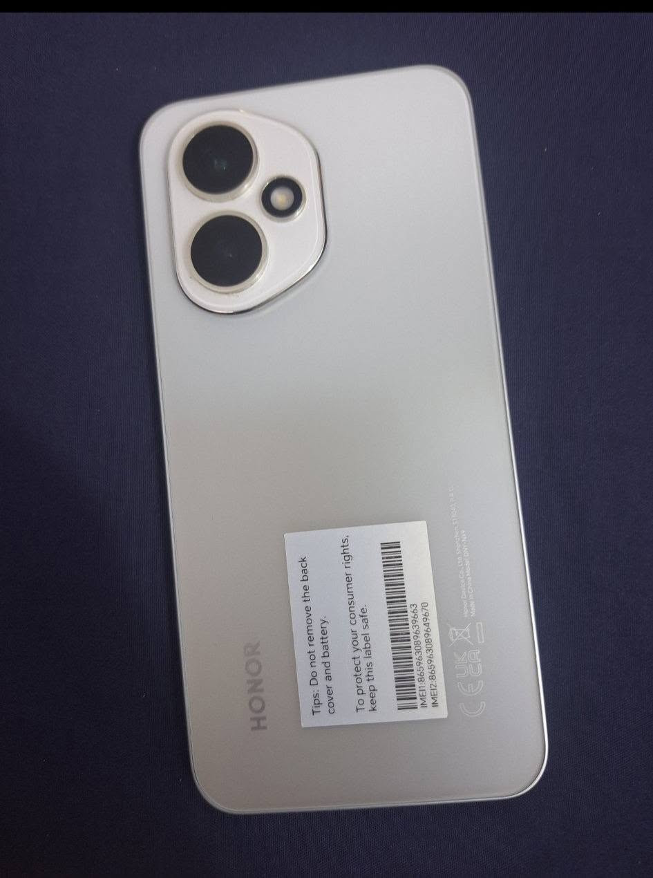 تلفون هونر 400 5g الذاكرة 512 ويا الكارتون والشاحن مالته السعر ٤٥٠ مستعمل شهرين


**إذا كنت صاحب هذا الإعلان وتريد حذفه لأي سبب، رجاءا أرسل رسالة إلى الدعم الفني**