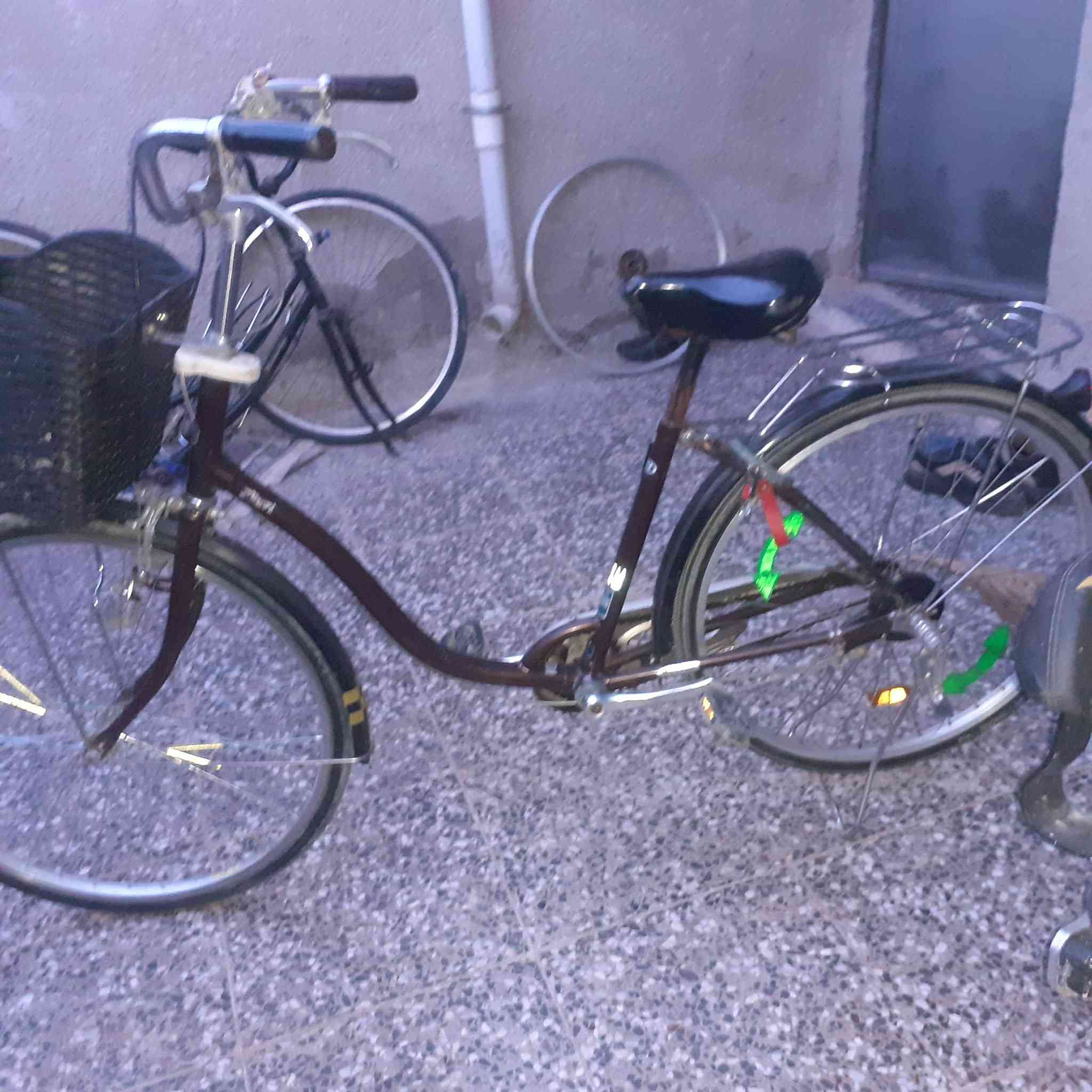 بايسكل للبيع برج استون السعر 100وبي مجال للطيبين موديل 2012  الرقم 
7500254797 النضافة98/100


**إذا كنت صاحب هذا الإعلان وتريد حذفه لأي سبب، رجاءا أرسل رسالة إلى الدعم الفني**