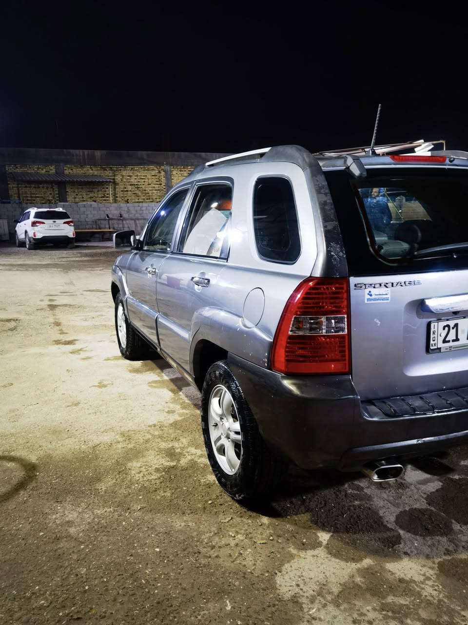 سبورتج ٢٠٠٦ رقم سليمانية بسمي فول مواصفات ستة سلندر خليجية بس باب الصندوك صبغ والباقي مكفول مكاني بابل
***********
