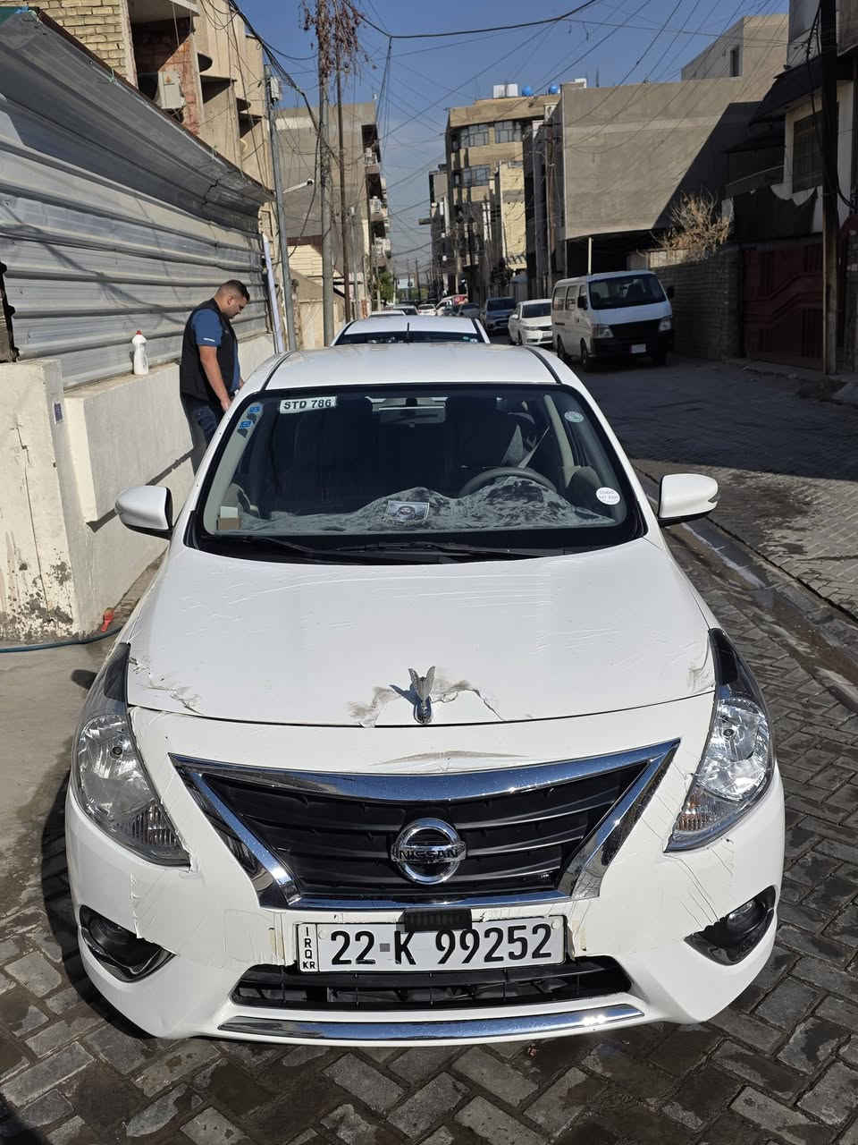 السلام عليكم للبيع نيسان سني 2025 ماشية 16 الف سيارة بيهة قطعتين صبغ مكاني بغداد سعر 117 وبيهة مجال ***********
