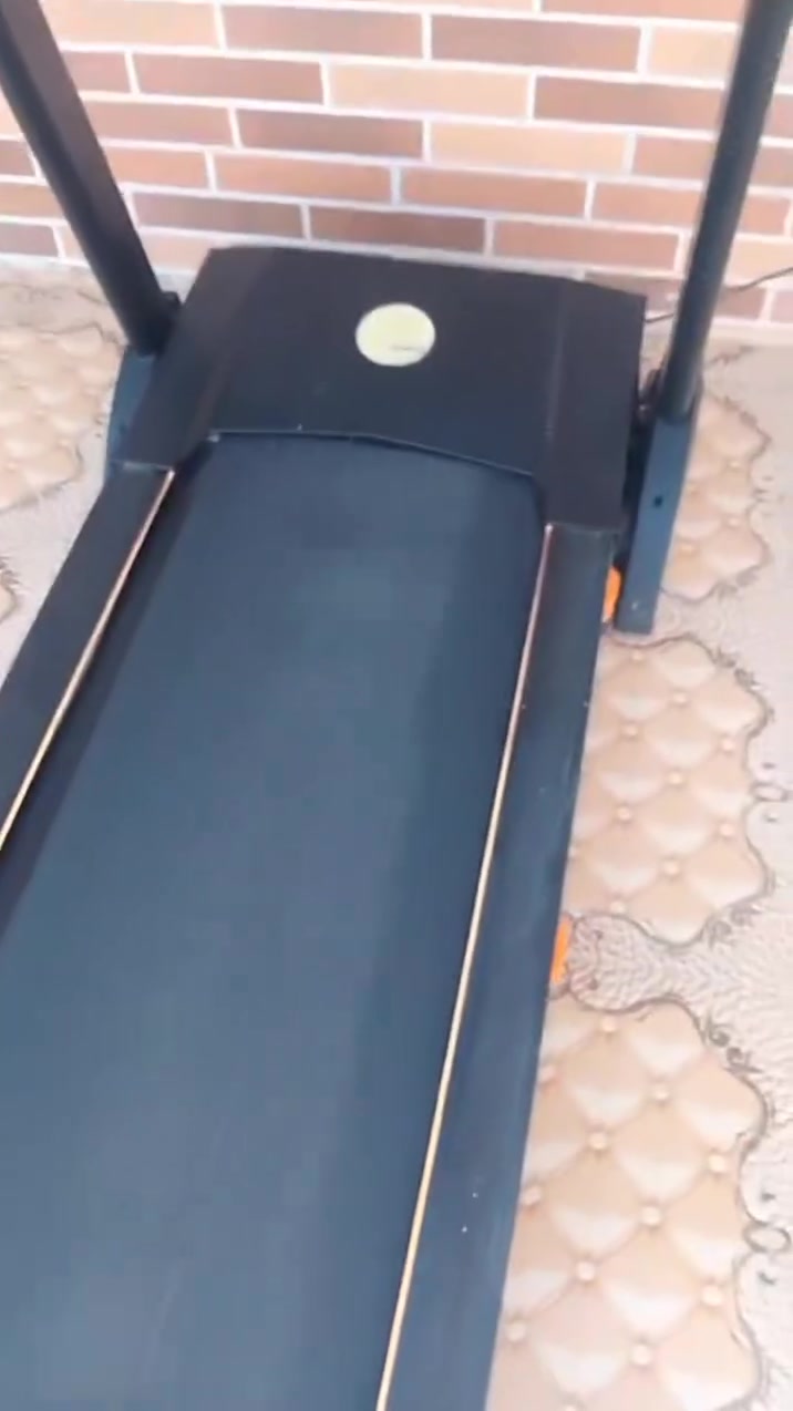 سلام عليكم 
متاح جهاز جري+6  دبل + ثنين سماعه + شاشه كله شغال  السعر 250 وبيه مجال 
تفاصيل خاص؟


**إذا كنت صاحب هذا الإعلان وتريد حذفه لأي سبب، رجاءا أرسل رسالة إلى الدعم الفني**