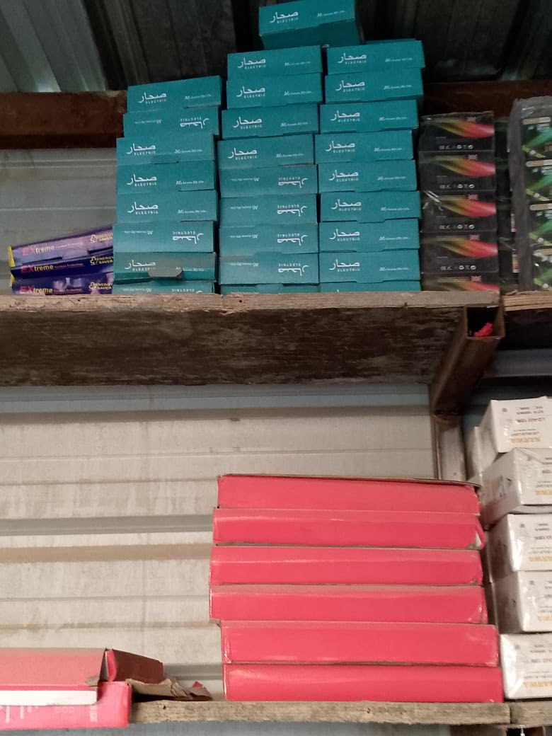 السلام عليكم من رخصت صاحب الكروب محل للبيع ارخص من سعر الجمله بغداد حي الجهاد ***********
