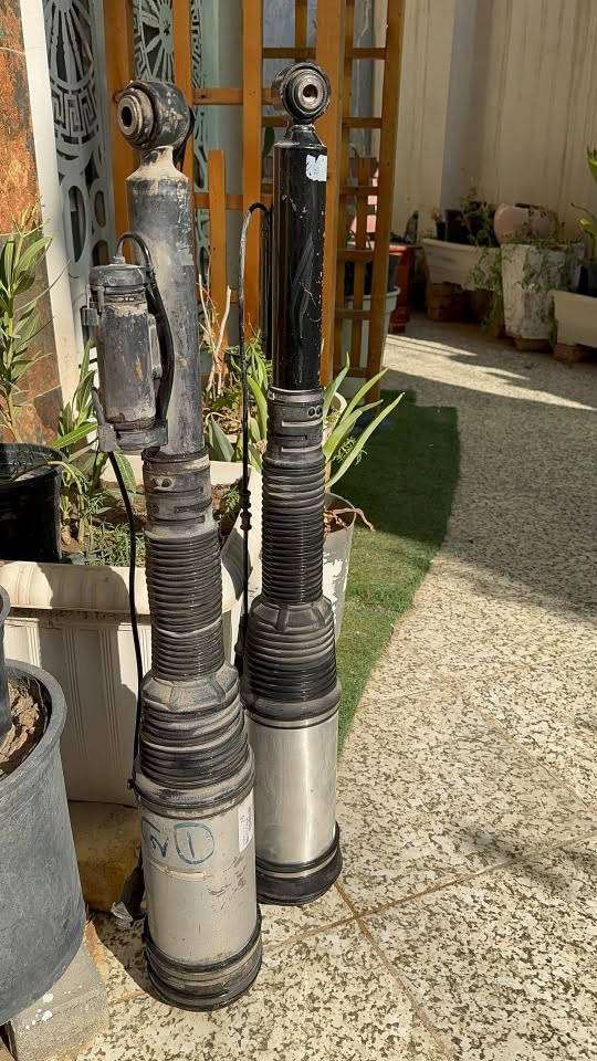سلام عليكم 

جوبلسات غواصه خلفيات اصليات مال شركة شرط ع فحص جانت مشدودات ع سيارتي وسيارتي نامت وبدلتهن وطلع الصوج بالماطور مو منهن  سعر الواحد 125 قفل   مكاني ديوانية *********** واتساب او اتصال
