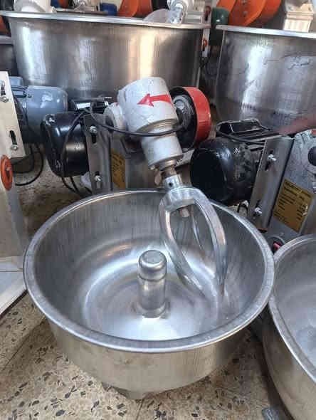 على بركه الله تم وصول عجانات ايراني الى الموصل محلات الفائق فرع الاول والثاني امستعدون تجهيز الافران والمخابز عجانات 10 كيلو /15 كيلو/25 كيلو/40 كيلو/ 50كيلو/75كيلو// تم الرد على هذا الرقم فقط  ***********/  ***********  مصطفى ابو ضياء
