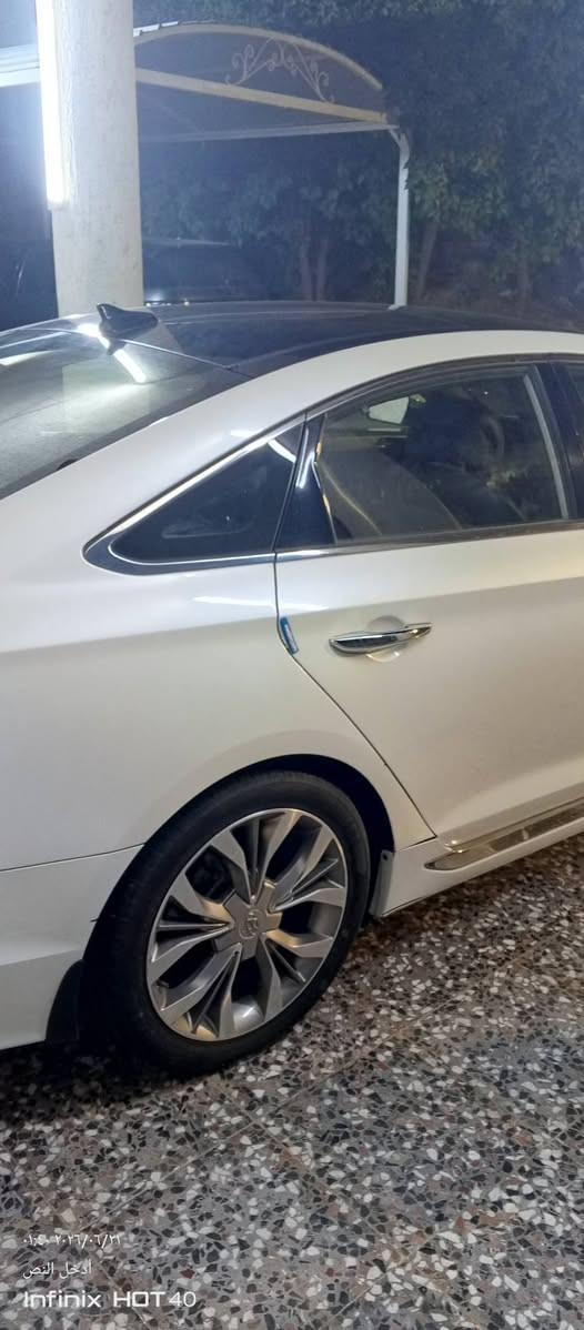 سوناتا ١٥ أمريكي فئة لمتدد سبورت 
حادثها بسيط جدا صور الحادث منشورة ماشية ٤٠  الف ميل السعر ١٢٨ قفل مكانها الغزالية هاتف ***********
