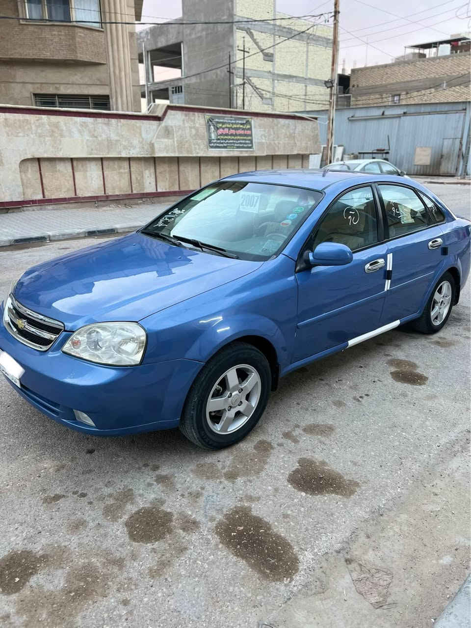 السلام عليكم 
اوبترا ٢٠٠٧ رقم ذي قار راعيها بلنجف ومداور بلنجف مشروع وطني سنويه ما ساقطه 
السياره جاهزه كير ومكينه وحداديه وتبريد وتخم تاير 
السياره مكفوله من اي ضربه بيها فقط صبغ عام جماليه 
السعر ٥٨ وبيها مجال المكان النجف حي الفرات 
للاتصال *********** النجف, العراق
