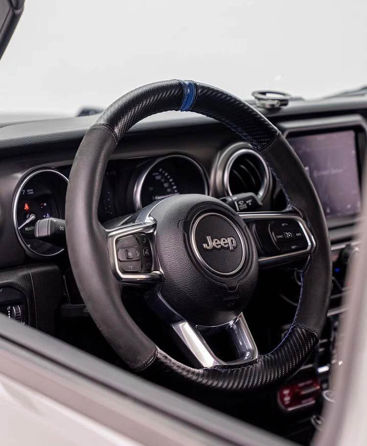 جيب روبيكون ٢٠٢٣
٥٠،٠٠٠ ميل
دهوك
امريكي
كلين
Jeep rubicon 4Xe 
2023 USA
50,000 mil
Clean 
$35500
*********** دهوك, العراق
