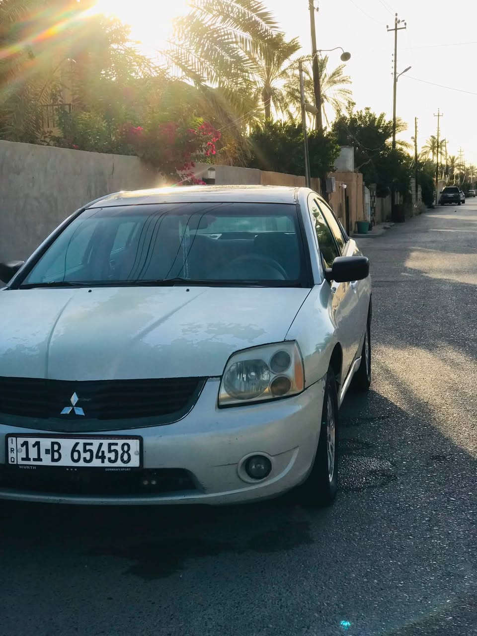 السلام عليكم متسوبيشي كلنت ٢٠٠٧ للبيع او مراوس سياره جاهزه كير ومحرك كفاله تبريد ثلج صدر امامي خلفي جدد تايرات جدد غرفة نظيفه سياره بسمي رقم بغداد انكليزي تحويل ايمت ماتريد السعر ٦٨وبيها مجال مكاني صلاح الدين قضاء الضلوعيه الاستفسار ***********
