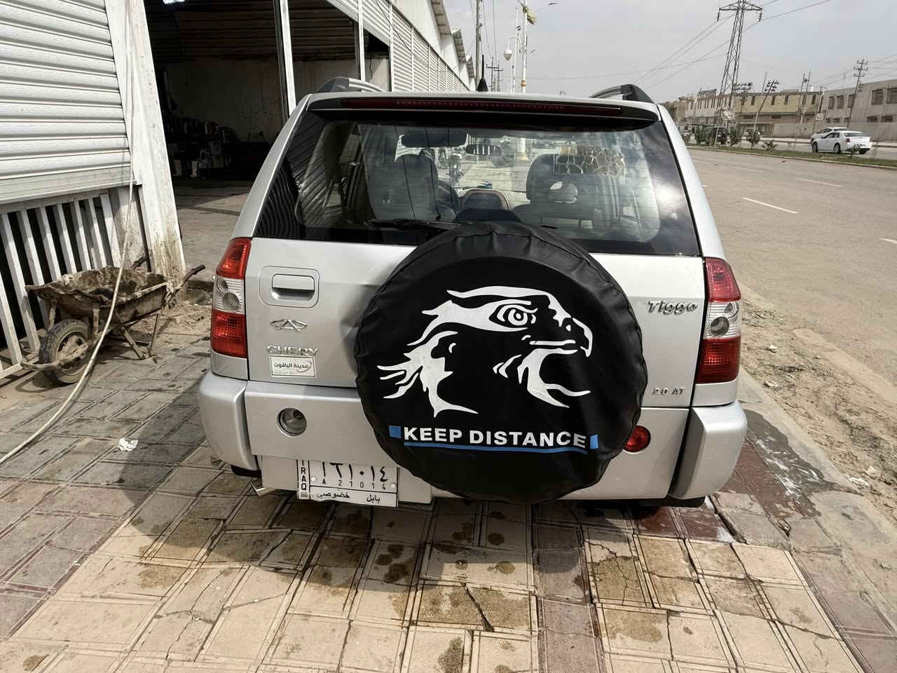 بيع مستعجل شيري تيكو موديل 2011 محرك 2000 كير ميكانيكي المرغوب ( المحرك والكير بعدهن جدد توني شادهن ) مكفوله من كلشي وبعده جديده على وضع الشركه بيه طخه بسيطه بنهاية الجاملغ الامامي جهة السايق وجراد بسيط بالقماره الباقي كفاله عامه  غرفته جديده وارضيه جلد دوشمه بيبان جديده و باتري ودينمو وباور جديد حداديه خلفيه جديده الامامي  جديد تبريد تدفئه شرط الفحص فتحه جام اوتو شاشه كامره سماعات جدد مال شارجر لايتات زنون تحكم بالستيرن شاشه وسرعة بالحقيقه احلا من الصور السياره متخسر عليه ربع سعر السياره 58 مكاني الشطره 

***********
*********** واتساب
