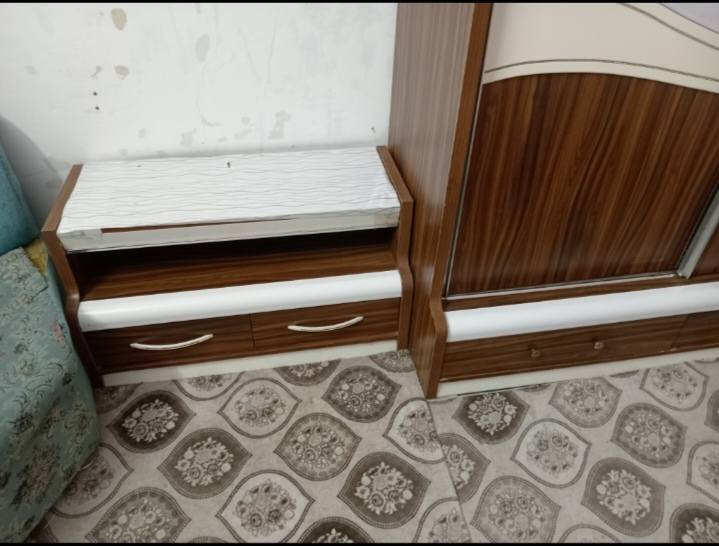 غرفت نوم البيع سعر 600وبيهة مجال التصال ***********
