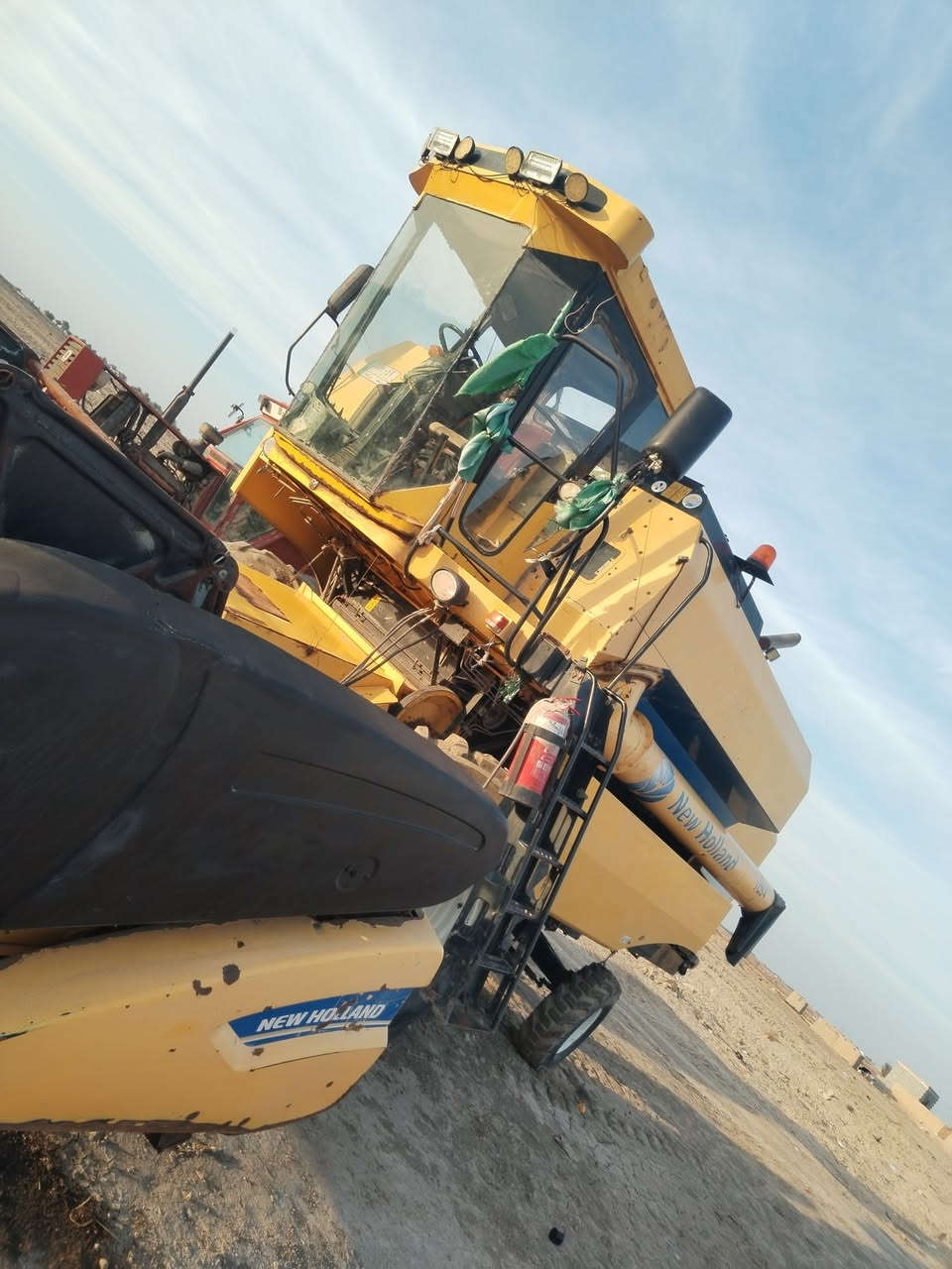 حاصوده انيو هولند للبيع أربعة بلم قايش موديل 2008 رقم واسط ألماني معمل جديد تخم تاير جديد ***********   *********** العنوان الديوانية قضاء البدير (مكلف بلنشر)
