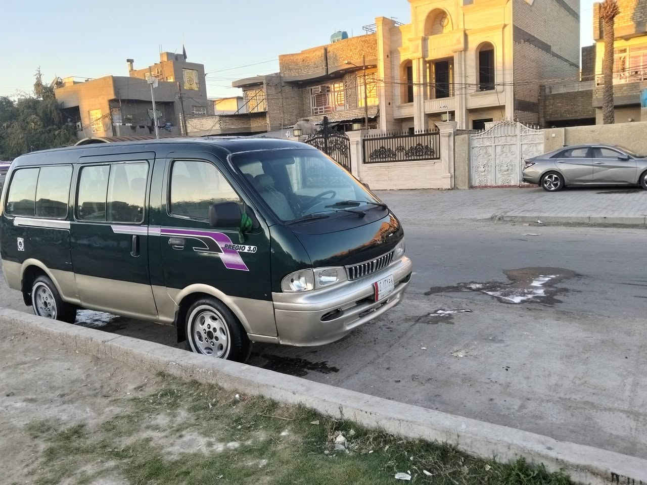 سلام عليكم بريجو موديل 97 سياره حلوه مكينه كير اكسن شواصي بيع 55وبيها مجال اومراوس بفتون رقمي ***********
