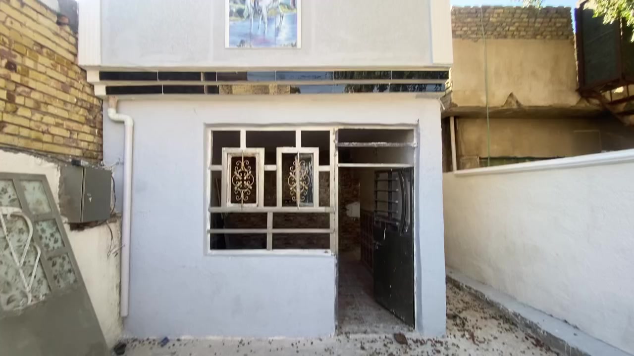 مشتمل ١٠٠ متر طابق ونص بل حسينيه السكلات شارع نادي الهلال بل 14بسمي للبيع السعر مناسب ***********
