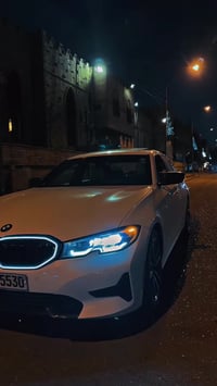 BMW 330i 2021  رادارات 360درجة 🌟  حساسات امامية خلفية ☄️  كامرا خلفية ...