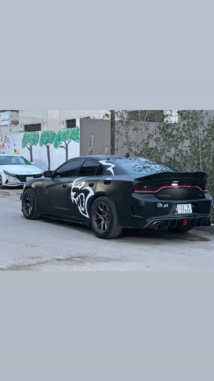 السلام وعليكم جارجر ارتي ٢٠١٨ اصل رقم بغداد بسمي فول عده الفتحه مكينه كير كفاله مغلفه بي بي اف اسود طافي ضمان ٥ سنوات بدون صبغ بيه تكحيل فقط حداديه ١٠٠ زوج تايرات جدد الخلفي ٣١٥ ويل هيلكات الاصلي قطعتين تبريد مراوس معه الانترا ان فقط مكاني بغداد رقمي ***********
