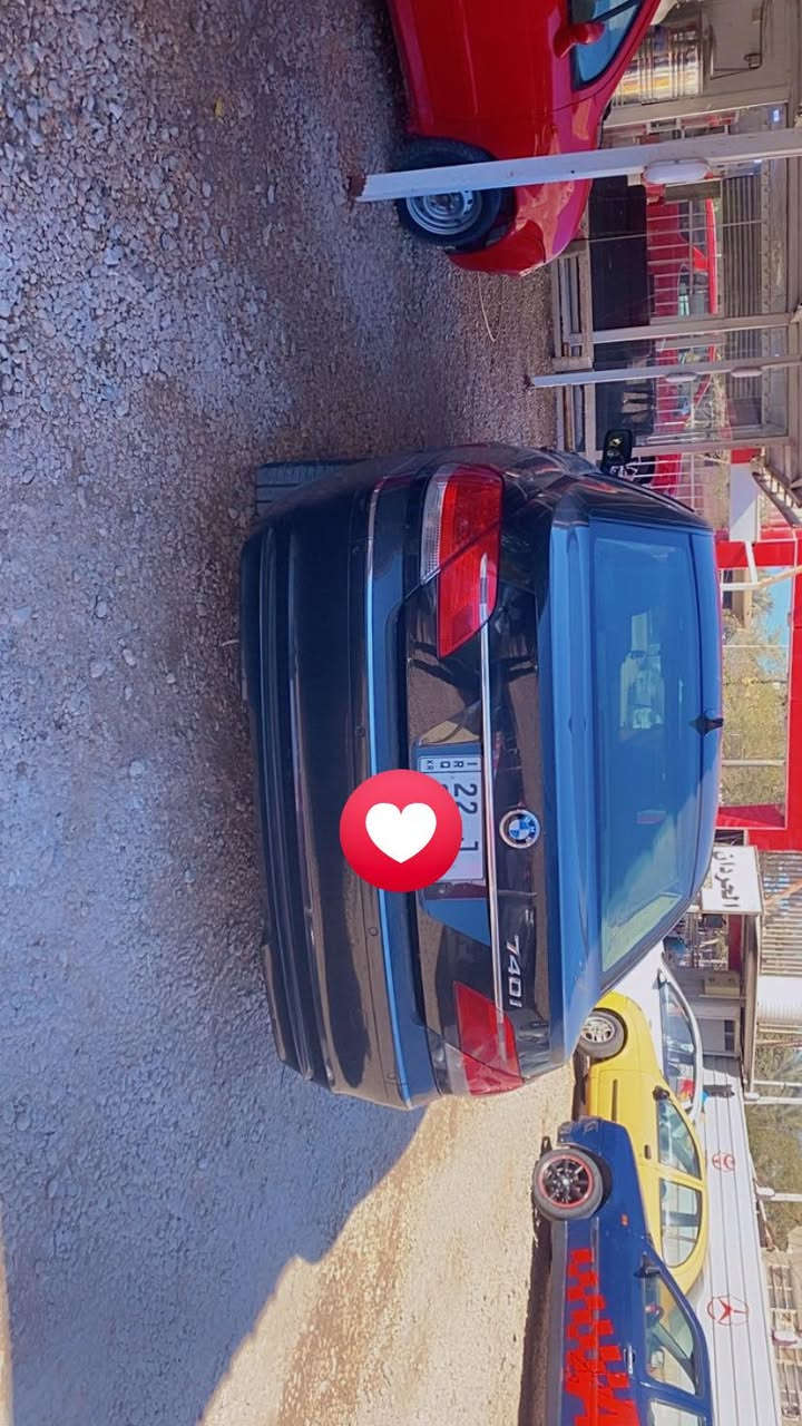 سلام عليكم ورحمة الله وبركاته 
بي ام باخرة 2005 740i سيارة بيه حادث معمرة تعمير متعوب عليه تدفئة تبريد ثلج  مواصفات الباخرة معروفة 
السعر ١١٠ وبيه مجال بسيط ***********
