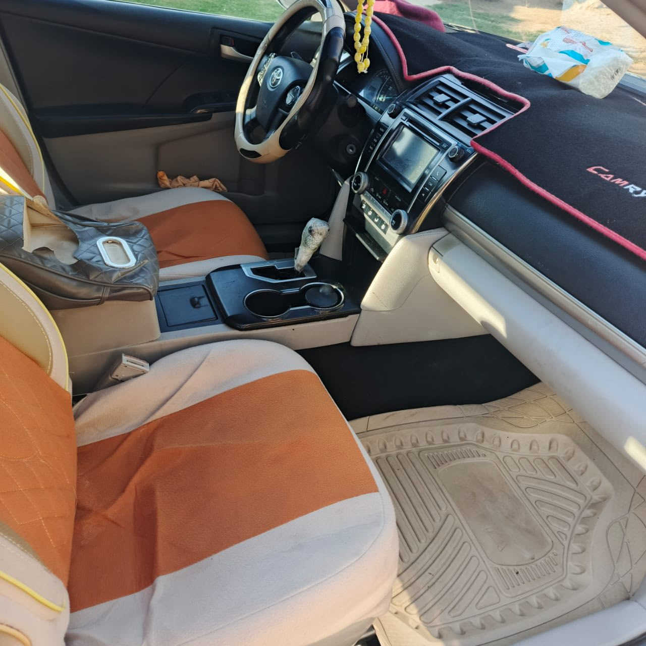 سلام عليكم اخوان كامري ٢٠١٢ امريكي حادث بسيط بالدعامية الامامية بدون ارباك سنوية وتحويل مباشر الكراسي كلهن كهربائي تحكم ستيرن تبريد ثلاجه محرك مبدله بلوكة جديد مع المحرك القديم هم موجود تخم تايرات امامي وخلفي جديد بدون نقطة صبغ صدر امامي وخلفي جديد  المكان الانبار الحبانية السعر ١٣٥ وبيه مجال بسيط ***********
