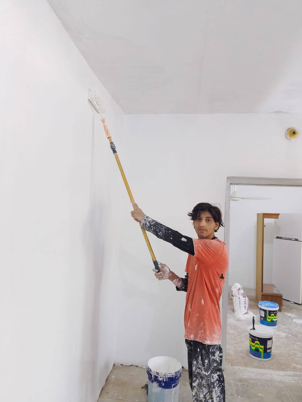 سلام عليكم صباغ متفرق وديكورات بيوت تعبانه ترميم واجهات طلس عام عام تصليح كل هذه بسعر مناسب من بغداد الدوره لاتصال فيس واتساب مفتوحات وشغل مرتب ونضيف وملتزم في العمل كادر كامل .***********
*********** فقط بغداد
