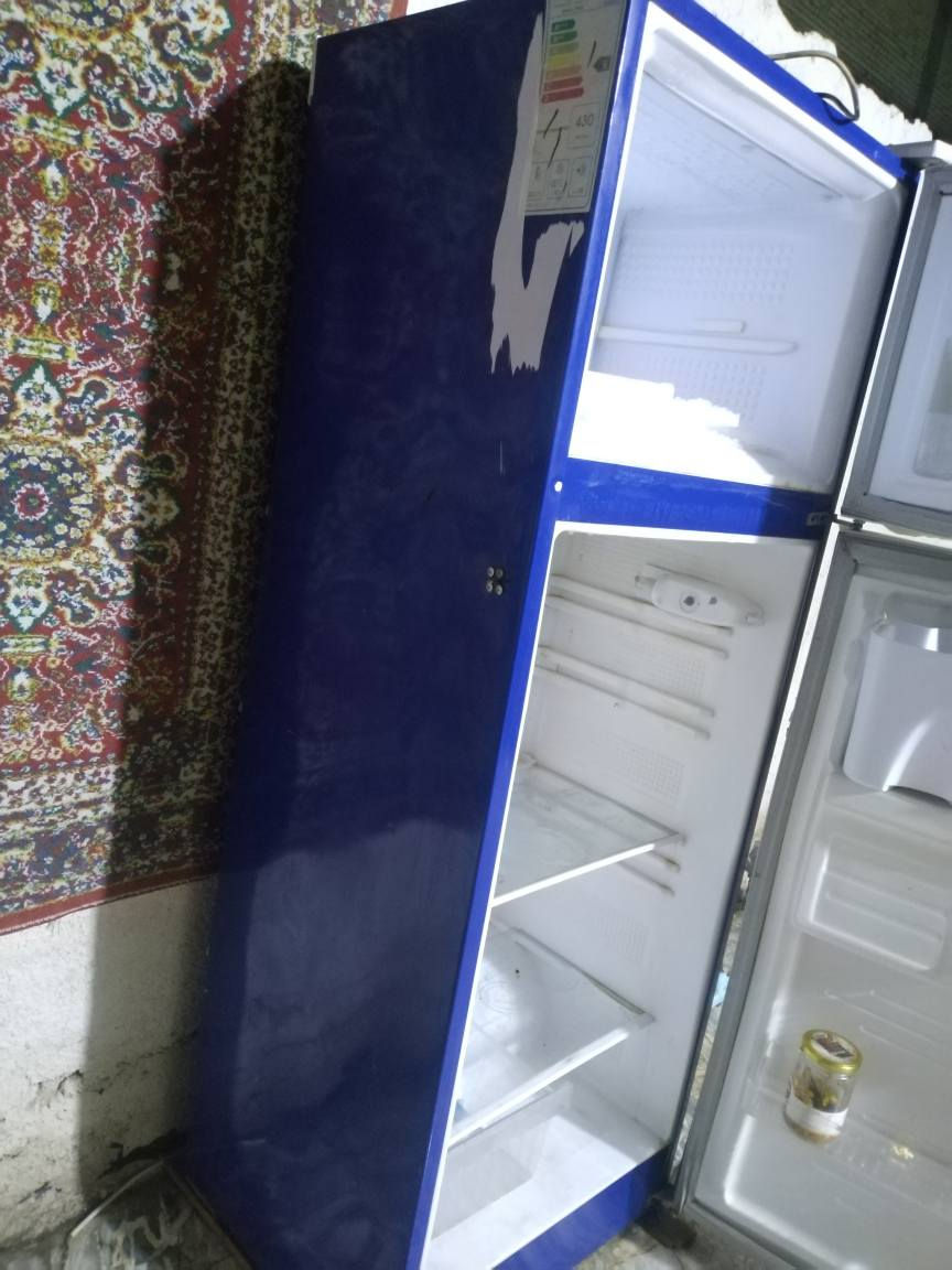 مكلف بلنشر ثلاجه. للبيع شغاله عنوان حي الحسين القديم سعر 150 وبيه مجال هذا رقم راعيه *********** عمارة, ميسان
