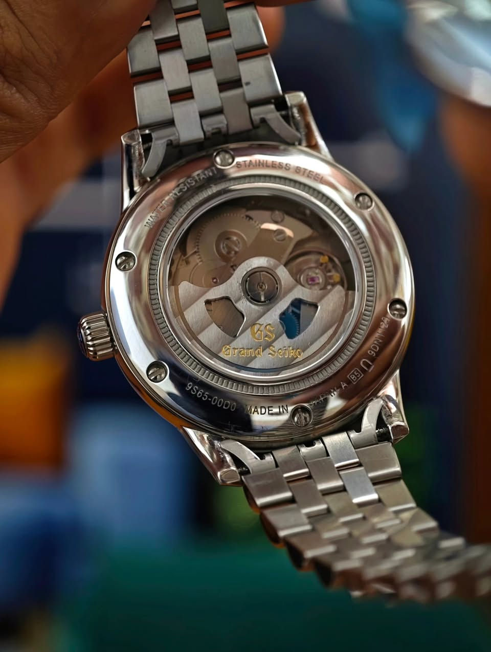 گراند سيكو كلين أعلى كوالتي موجود مع 3 سير 
السعر المطلوب 325 دولار قابل للتفاوض


**إذا كنت صاحب هذا الإعلان وتريد حذفه لأي سبب، رجاءا أرسل رسالة إلى الدعم الفني**