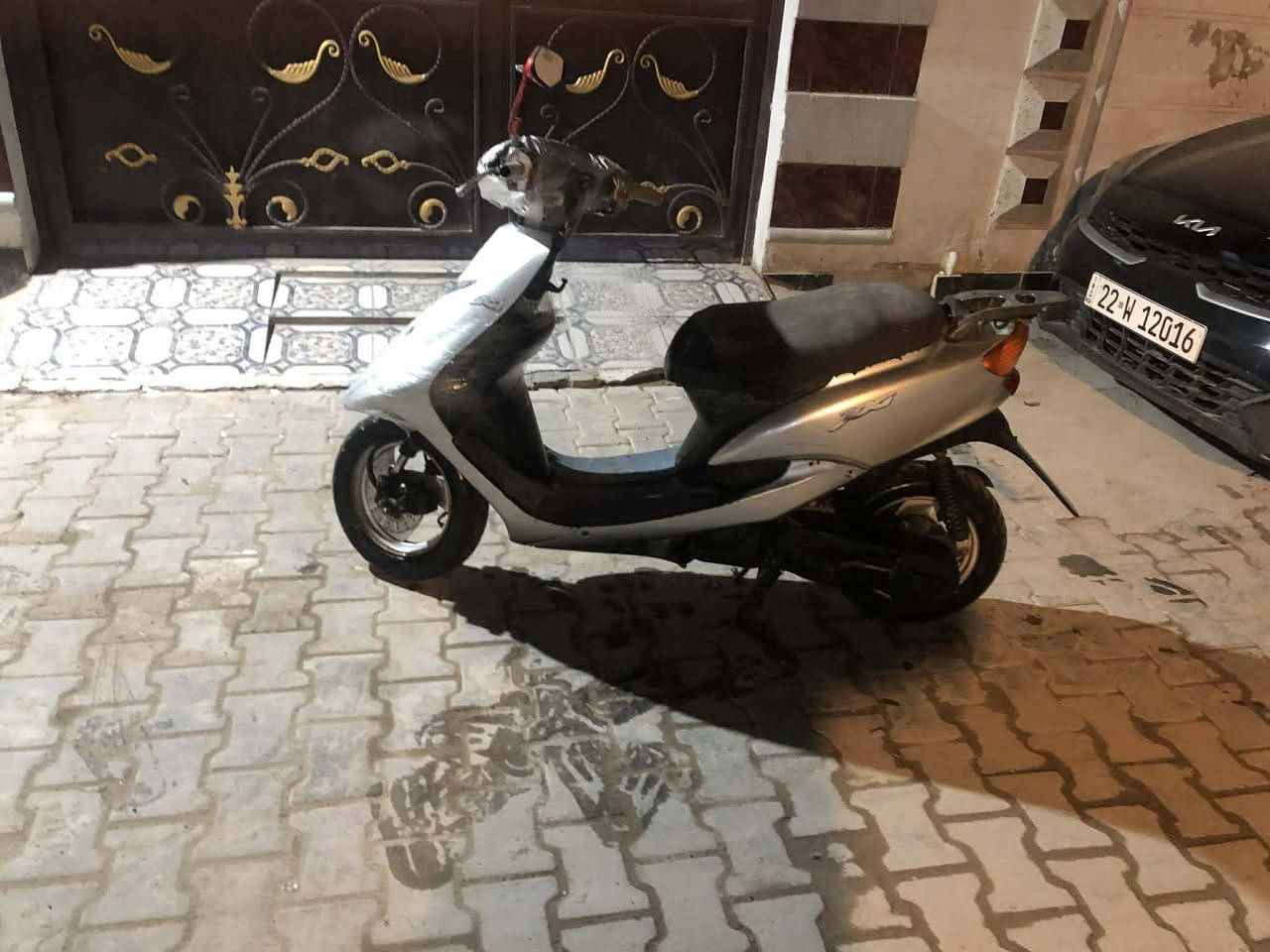 سلام عليكم درجه عصفوري 60 درجه خير من الله درجه شلعه معدل مكينه ناعمه سلف شغله ربع نكره هندر شغاله كهربائيات اشاير هورن عداد السرعه والبنزين شغال درجه بيه نقص تريشه 5 بس مكاني بغداد الحريه ساحه عدن مدخل البستان سعر 230  رقم ***********
