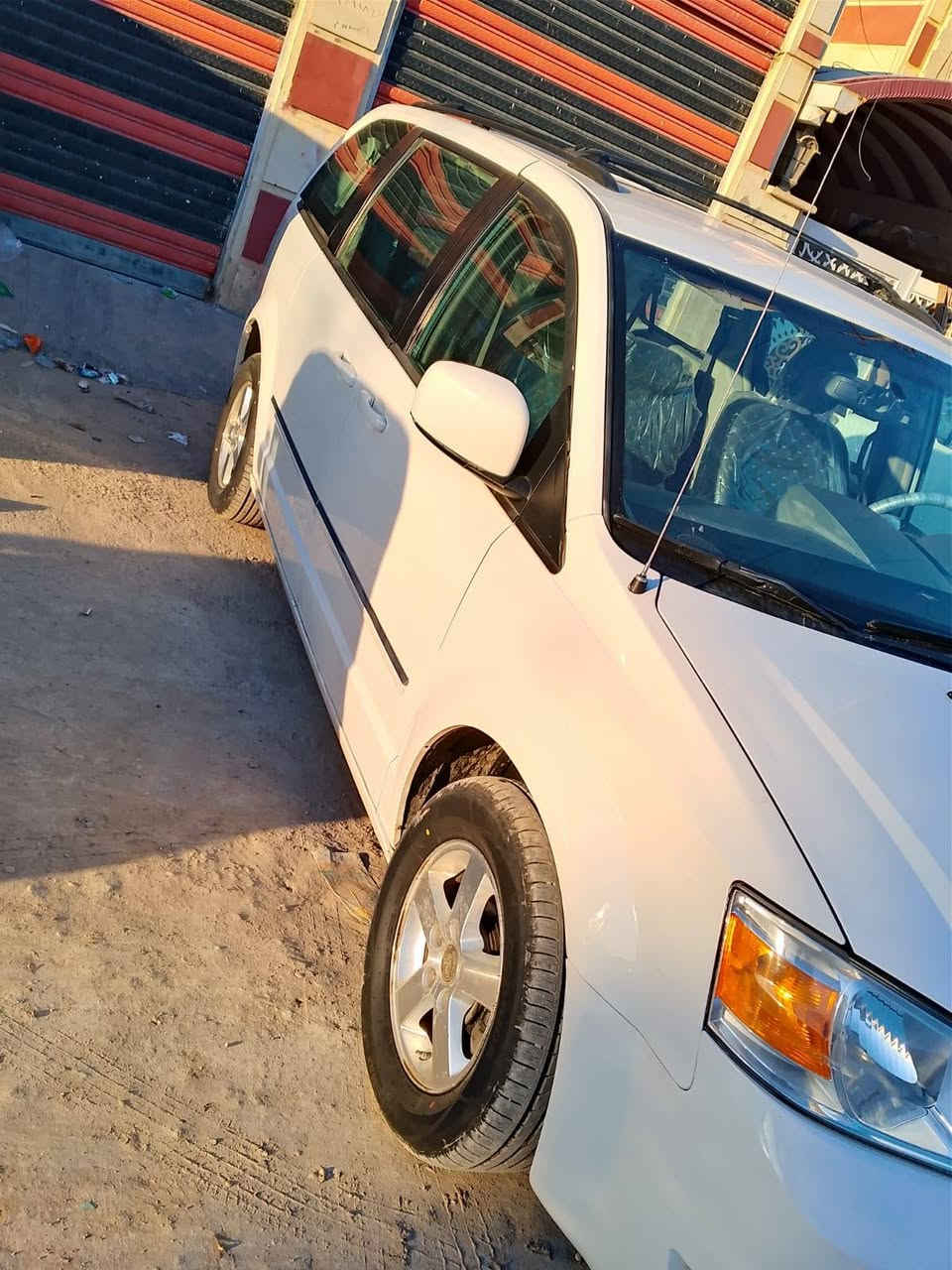 دوج كرفان موديل 2009 رقم بغدادانكليزي باسمي تحويل مباشر للاستفسار ***********
