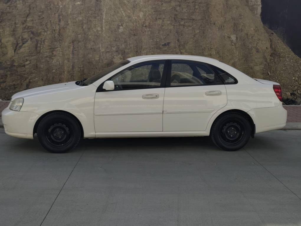 ئۆپترا مۆدێل ٢٠١٠ گێڕ ئۆتۆماتیک
یەک پەڵە بۆیاخ لە چەمەلەغی دواوە
سەنەوی تازە تا ٢٠٣٠ بەناوی خۆمەوەیە
١٥٦هەزار کیلۆمەتر ڕۆشتووە گێڕو  مەکینەی بێ عەیب نەکراوەتەوە ناونیشان سلێمانی 
***********
*********** السليمانية, العراق
