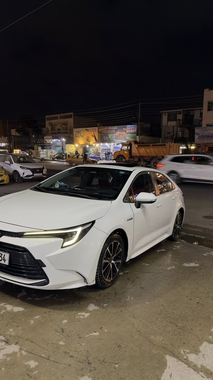 السلام عليكم 
كورلا 2023 شكل الامريكي 
ماشية 68 الف
مكفولة من كلشي عدا شخط صغير بالجاملوغ الخلفي
رقم بغداد بأسمي 
كشنات جلد
بصمة 
فتحة سقف
رادار امامي توقف ذاتي
تحديد مسار
شاشة كار بلي كامرة خلفية
شاشة اعطال كبيرة 
وبقية المواصفات
سعر 145 $
مكانهة بغداد حي الاعلام قرب تقاطع درويش
*********** عمار
