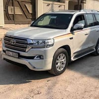 لاندكروز بريم • ٢٠١٦ • ماشيه ١٥٥ الف