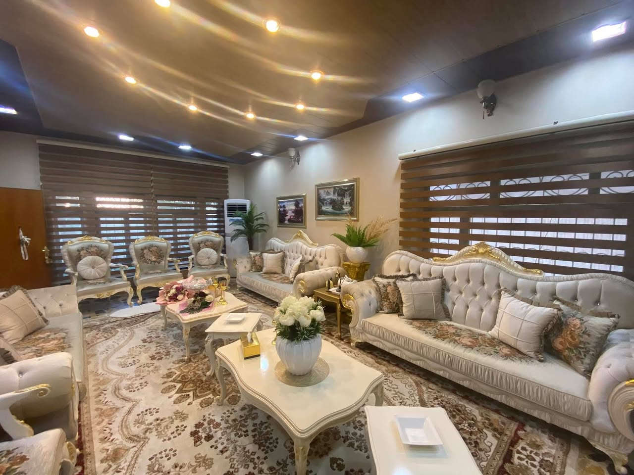 دار للبيع ٤٠٠م ٢٠×٢٠م طابقين واحد اذار قرب راس دوميز الاستفسار بالرقم ***********٠وشكرا
