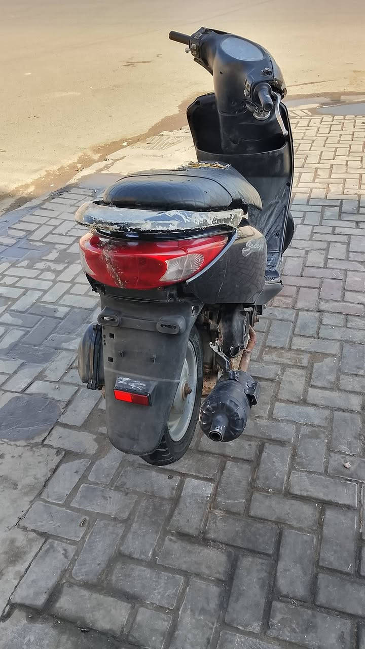 السلام عليك دراجه للبيع ب475 وبيهه مجال ***********
