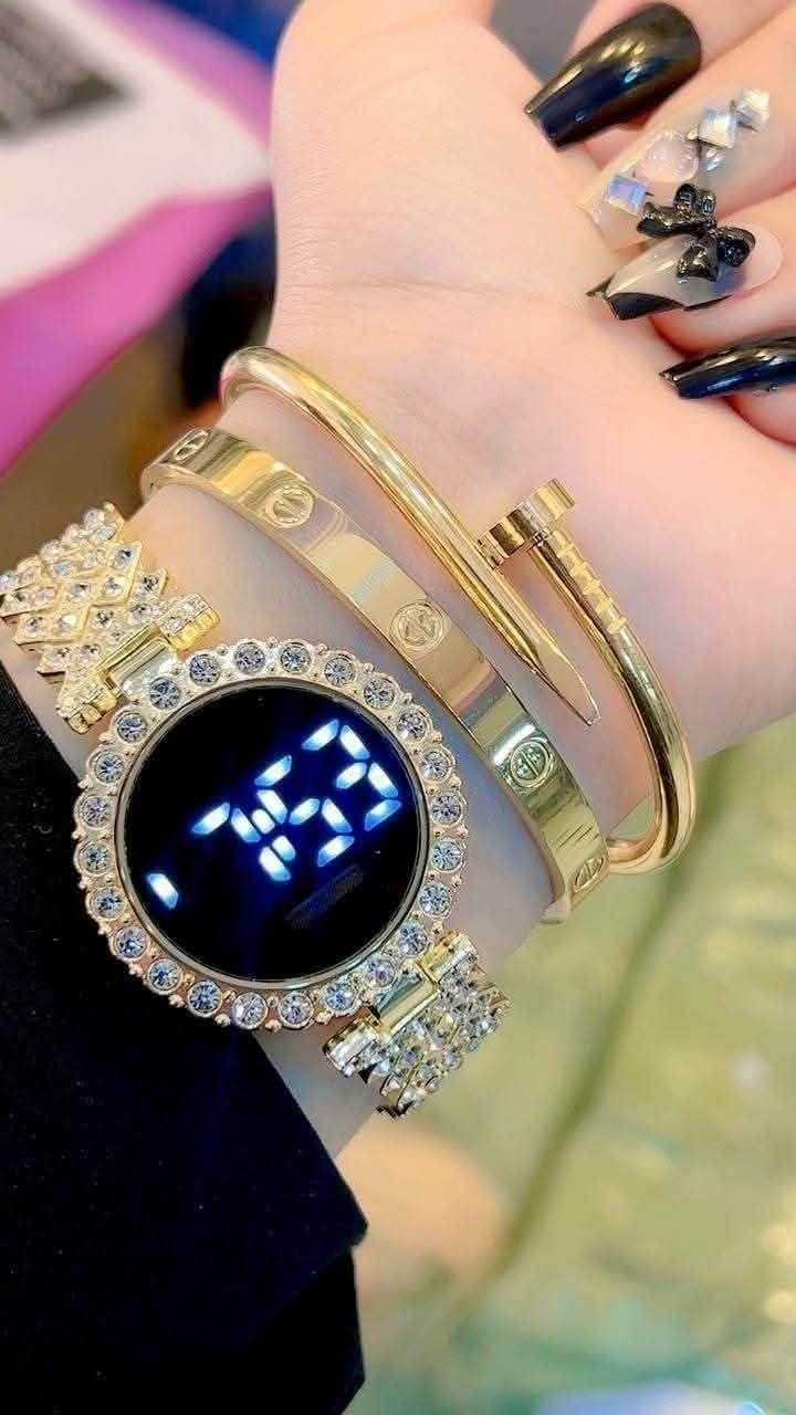 ​⌚ مكتب MR لساعات اليد (رجالي & حريمي) ⌚
الرائد في عالم الساعات بالمحلة الكبرى - جملة من أول قطعة!
​لكل تجار الساعات، أصحاب المحلات، ومسوقين الأونلاين.. مكتب MR بيوفرلك أقوى تشكيلة ساعات في مكان واحد بأسعار تنافسية جداً.
​💎 ليه مكتب MR هو اختيارك الأول؟
​تخصص كامل: نوفر أحدث موديلات الساعات (Classic, Sport, Digital).
​دعم التجار: بنقدم لك أسعار الجملة المتاحة من أول قطعة عشان تبدأ وتكبر مشروعك.
​تنوع الموديلات: تشكيلة ضخمة من الساعات الرجالي والحريمي اللي بتناسب كل الأذواق.
​جودة وسعر: بنوازن لك بين الموديل الشيك والسعر اللي يخليك تنافس بقوة.
​📍 مكاننا وتواصلنا:
​العنوان: مدخل المحلة الكبرى - أمام نادي نقابة المحامين.
​كتالوج الساعات (تليجرام): انضم للقناة من هنا
https://t.me/hoursMR
​للطلب المباشر (واتساب): اضغط هنا للطلب
01028653795
01206114135


**إذا كنت صاحب هذا الإعلان وتريد حذفه لأي سبب، رجاءا أرسل رسالة إلى الدعم الفني**