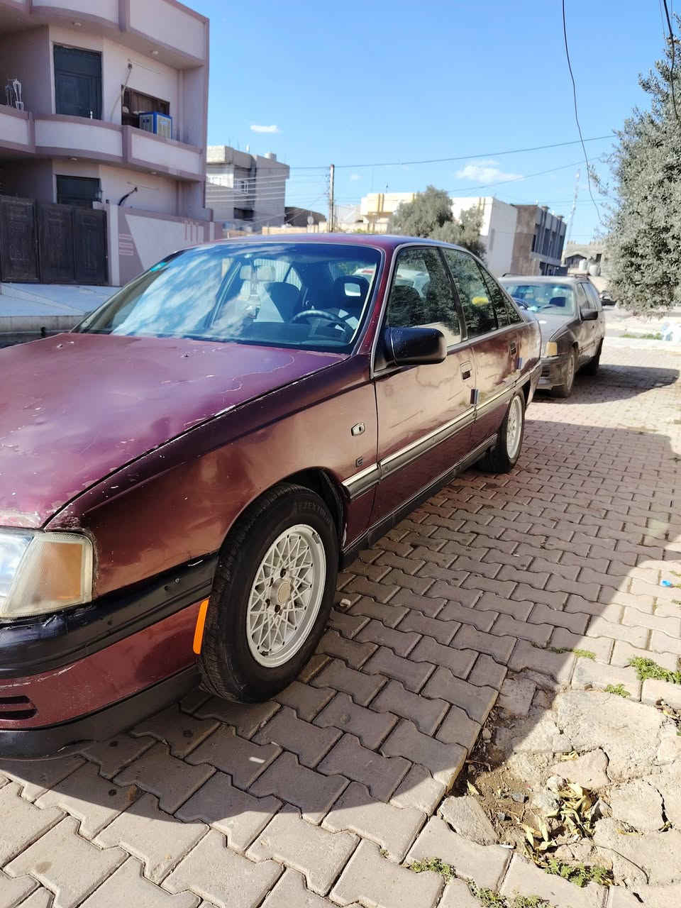 السلام عليكم
اوبل اوميگا 1991 رقم صلاح الدين انكليزي بأسمي نهاية 27 هزه ماساقطه  شرط التحويل والغرامات بيها بطاقة بانزين 

السيارة مسويلها ادامه كاملة صدر امامي خلفي جديد

راديتر تدفئة مرايات لايتات جدد

 اكسل گاردن شيال كوبلن كلها نضيف 

كير محرك شرط بدون أي عيب أو خربطة 

كهربائيات كلشي بالسيارة شغال شرط 

غرفتها حيل نضيفة دشبول بدون أي نقص او فطر 

السياره بلادية بدون حادث او تبديل او صبغ ومعجون

كاعية جلد كشنات مرتبة 

تايرات امامي نضيف خلفي نص عمر 

 سعر 30 بيها مجال مكاني كركوك 

***********
