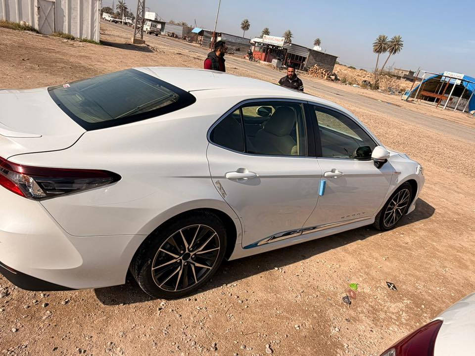 ‎‏﷽
***********
‎   ما تلكه بهيج سعر 230$ و بيهه مجال
‎ سيارة  كلـش  جديدة لوك فقط شخوط بسيطه جداً بالدعاميه الاماميه✔️
‎كلين تايتل
‎بدون صبغ
‎بدون تبديل
‎بدون ارباك
‎بدون دواخل
‎ تويوتا كامري موديل 2023 خليجي نظافة السيارة 100%   

‎ كلش  جديدة ونظيفة  وحلوة  بشرط مكفولة من كير و محرك و كهربائيات حجم المحرك : 2.5L ( 4,سلندر ) هايبرد
‎السيارة رقم بغداد
‎المواصفات
‎داخل اسود
‎كشن جلد
‎‏‎شاشة كبير لمس
‎كـــامـــيرا 
‎اوتو ستارات : 𝐀𝐔𝐓𝐎 𝐒𝐓𝐀𝐑𝐃
‎اوتو ستوب : 𝐀𝐔𝐓𝐎 𝐒𝐓𝐎𝐏
‎رادار امامي (تحديد مسار)
‎‏‎رادار جانبي (نقاط عمياء)
‎‏‎رادار خلفي (التحذير من الاصطدام) 
‎نظام : 𝐄𝐂𝐎
‎نظام : 𝐍𝐎𝐑𝐌𝐀𝐋
‎نظام : 𝐒𝐏𝐎𝐑𝐓
‎نظام : 𝐒𝐍𝐎𝐖 𝐎𝐍/𝐎𝐅𝐅
‎نظام : 𝐌𝐔𝐃 & 𝐒𝐀𝐍𝐃
‎نظام : 𝐑𝐎𝐂𝐊 & 𝐃𝐈𝐑𝐓
‎‏‎تحكمات استيرن 
‎‏‎كشنات كهربائي
‎‏‎لايتات ليد وعدسة زينون بلادي
‎‏‎ويل كولد بيلادي
‎وبعد هواية مواصفات
