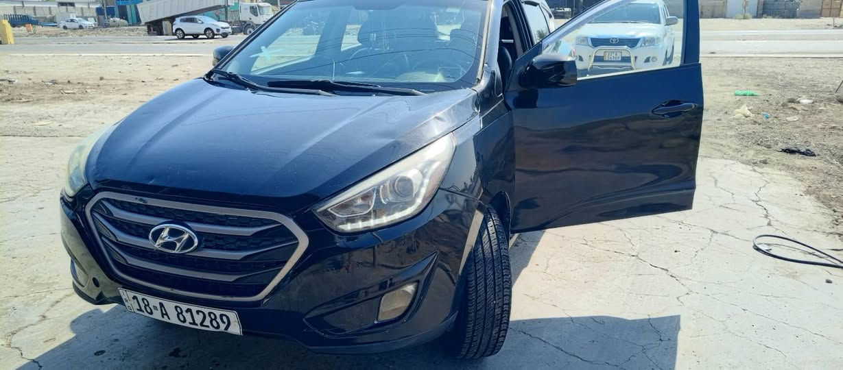 سلام عليكم
سيارة توسان ٢٠١٥ امريكي
حادثها جاملغ وبنيد 
وبيها قطعتين صبغ 
محرك ٢٠٠٠ Gdi 
السيارة ماشية١٨٠ الف 
تبريد شغال رقم انكليزي بأسمي
السعر ١٢٨ ورقة
موجود / بغداد/ الحسينية/ 
للاستفسار : *********** وتساب
