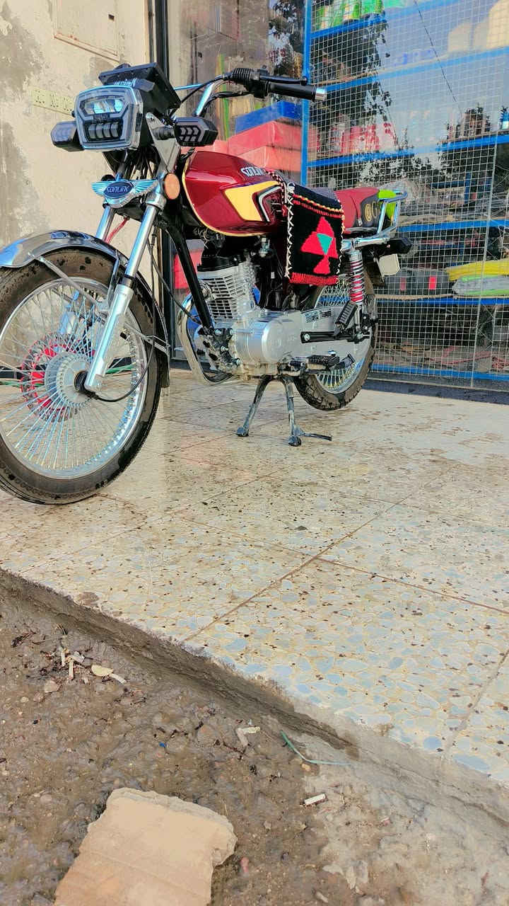 سلام عليكم تايكر 5كير للبيع موديل 25 سعر خاص واتصال *********** وسلامتكم
