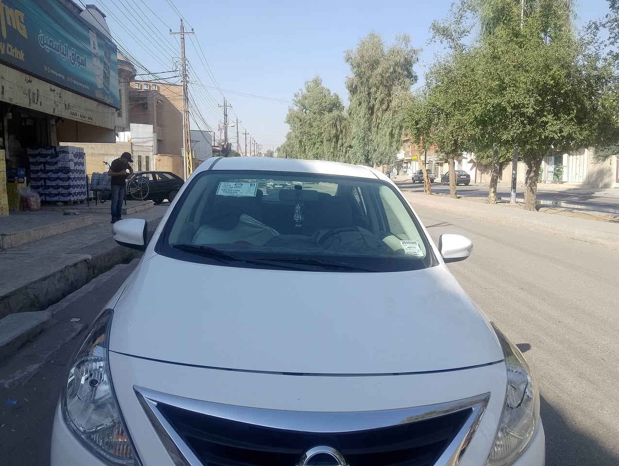 سيارة صني للبيع
موديل 24 
ماشية 24 الف
التفاصيل اتصل على الارقام
***********
***********
