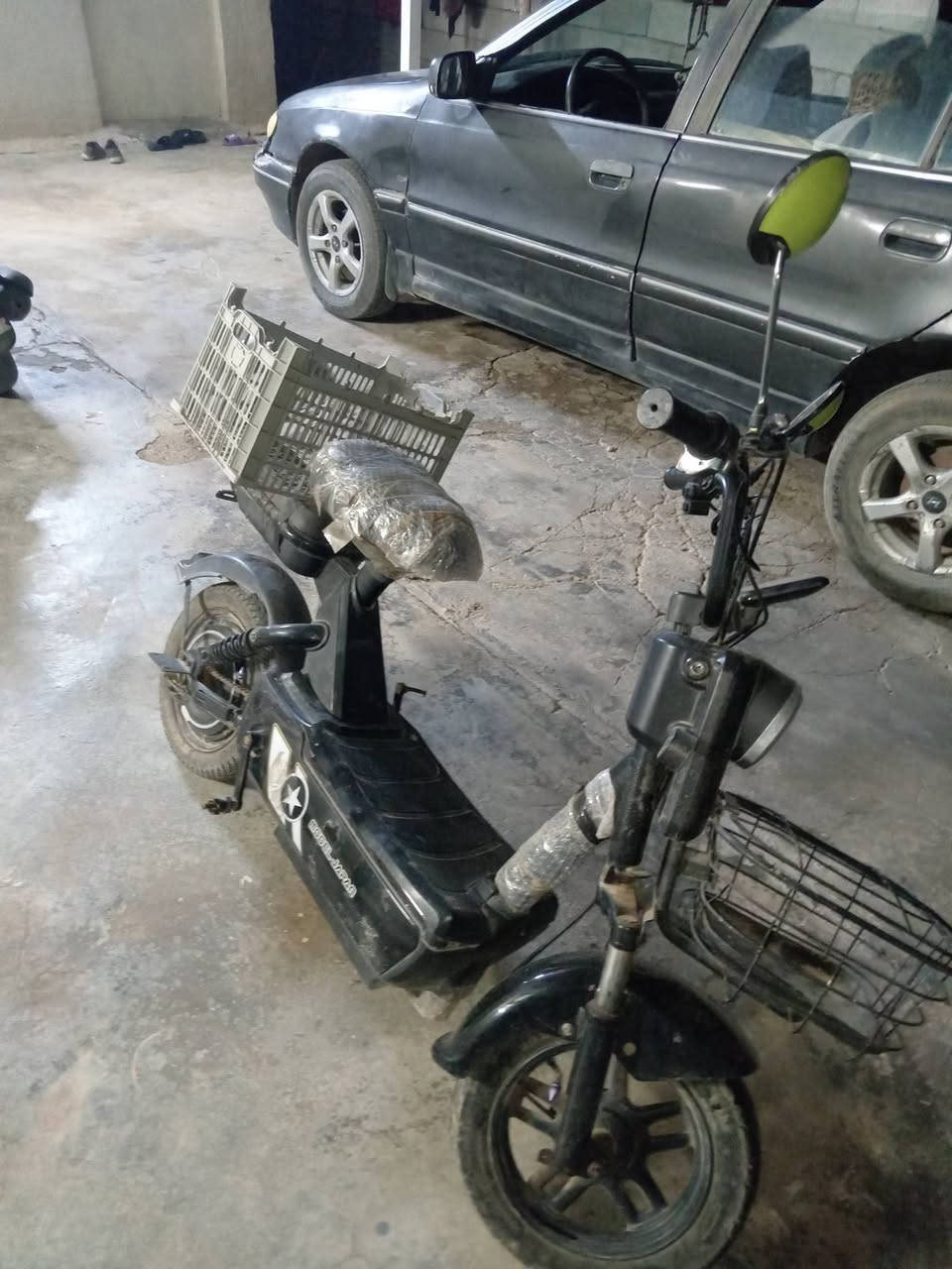 دراجه شحن بطاريات جدد بصمه وسويج السعر 200 وبيه مجال ***********
