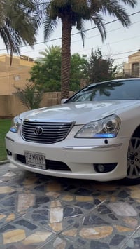 كراون ماجستا • ٢٠٠٤ • ٤.٣ V8