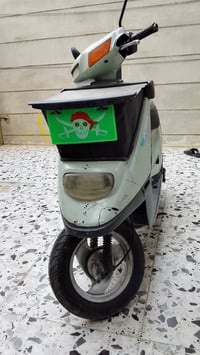 عندي دراجه للبيع ياماها سرعه 60 سعره 225/07723545040//07837139376