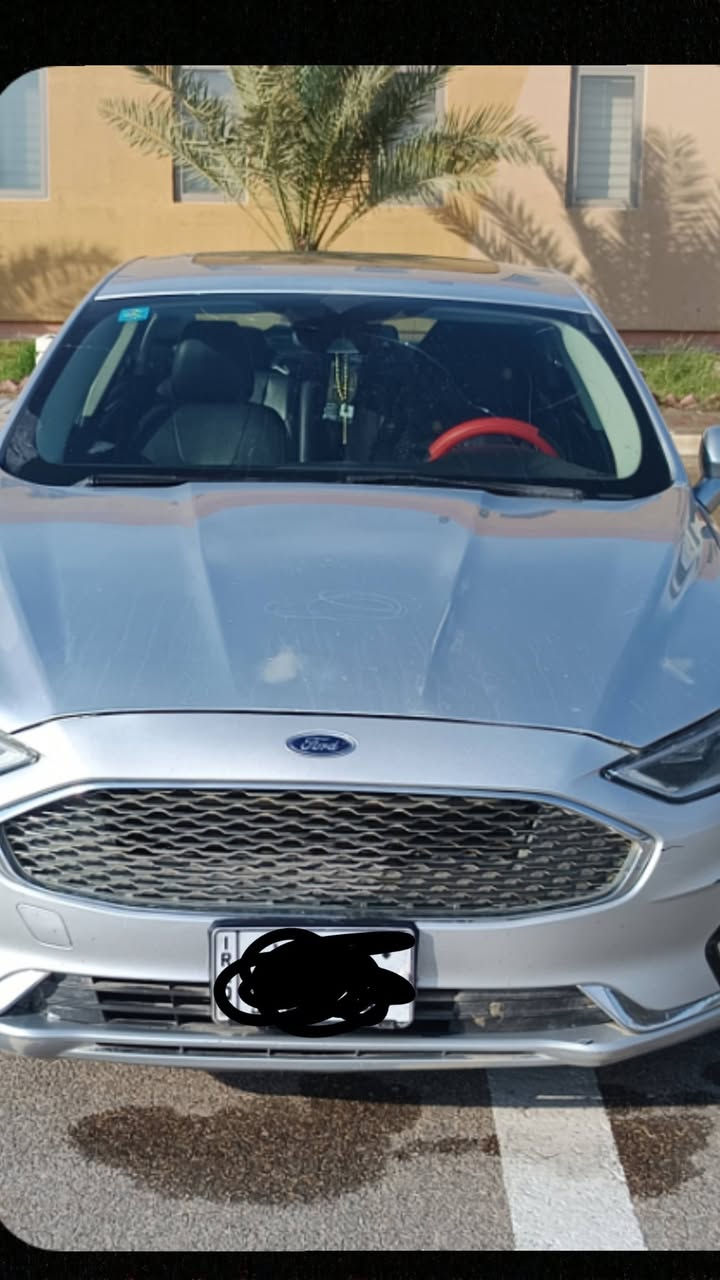 فورت ١٩  فول  رقم بغداد  تحويل مباشر سعر ١٣٠ وبيه مجال *********** العنوان واسط صويره
