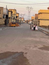 قطع اراضي للبيع  المكان رئاسة المعلمين قرّب دائرة الكهرباء  المساحة150...