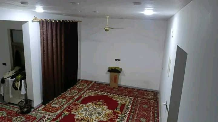 ♢دارحديث على ساحة بالسفحة♢
♢ رقم الإعلان {47}♢
------------------------------
♢المنطقة:: السفحة الثانية
♢نوع العقار:: دار سكن
♢المساحة:: 200م
♢الوجه:: 10م
♢النزال:: 20م
♢عرض الشارع:: 20م على ساحة
♢سنة البناء:: حديث
♢تفاصيل البناء:: طابق واحد
♢طابق أول يتكون من:: استقبال  وهول ومطبخ بارد وحار وغرفة نوم عدد(2) وبيتونة 
♢أقرب نقطة دالة:: نزلة الوائلي
------------------------------
👈🏻 اكتب <تم>  ليصلك السعر
ولمزيد من التفاصيل يرجى مراسلة بريد الصفحة خاص

👈أو زياره مقرنا الكائن في: [حي الحوراء] 
      [شارع سيد يعقوب أو شارع المواكب]          

#دارسكن #مشتمل #قطعة_أرض
 #حي_الحوراء_الثانية


**إذا كنت صاحب هذا الإعلان وتريد حذفه لأي سبب، رجاءا أرسل رسالة إلى الدعم الفني**