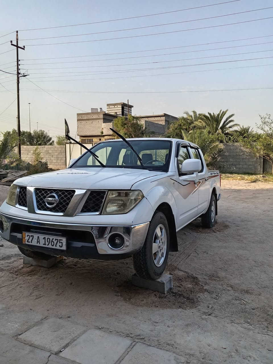 السلام عليكم سياره نيفارا للبيع او للمراوس فقط بنكو السيارة بيه ظربه بل مدكر الامامي وراجع بارد والمكينه تنقيص والباقي شوف العين بسمي رقمها ذي قار مشروع وطني سعرها ١٢٢ وبيه مجال العنوان البصره ٥ ميل قرب ساحه الصلاه ***********
