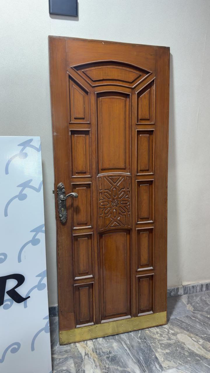 11 باب صاج عراقي و 6 حديد بيبان و 6 كتايب حديد للاستفسار اتصل ***********
