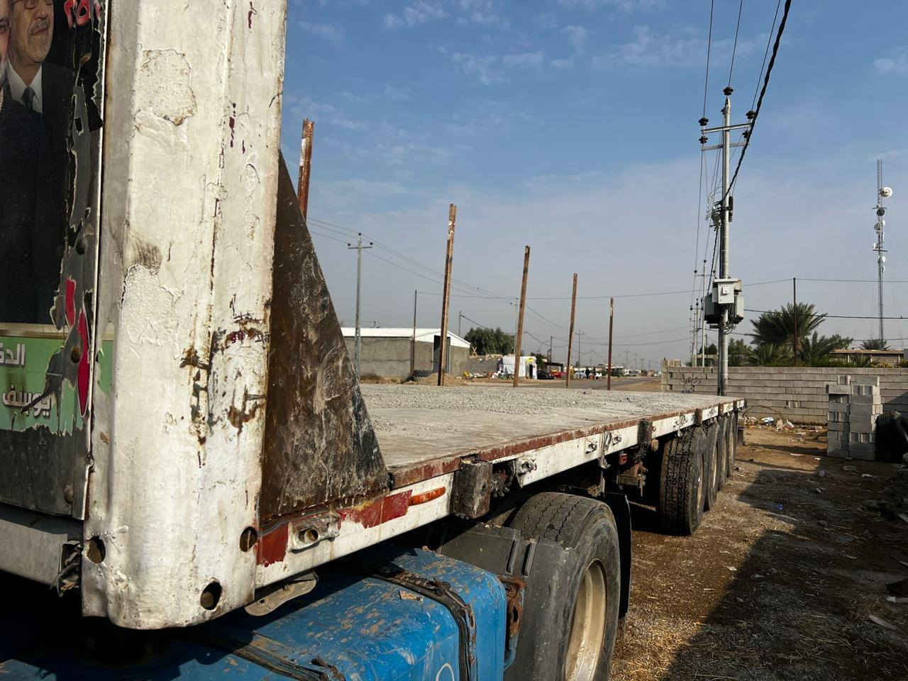 السلام عليكم عربانه اوربيه للبيع شاصي الماني 13متر و60 اربع دناكيير  حرفش 2رفاعات  تايرات نص عمر يعني مقبولات حصيره حديد جاهزه للعمل ابريك وهوا  وكهربائيات  العنوان واسط الشحيميه ملاحظه مكلف بالنشر للستفسار الأتصال بالرقم *********** غير متواجد ع الفيس
