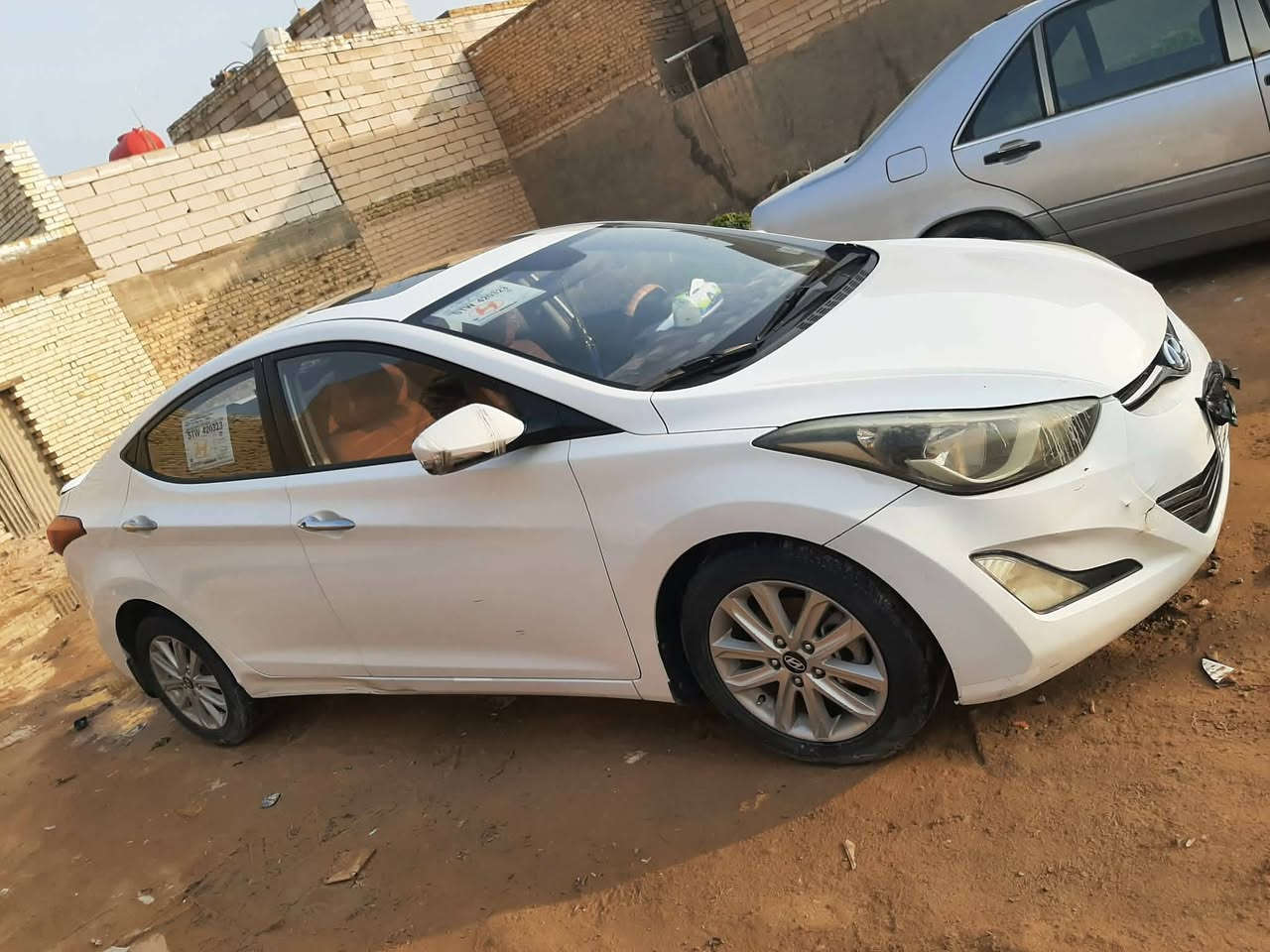 السلام عليكم النتره 2015 خليجي مكينه 1800 سياره مكفوله كفاله عامه فول ماعده البصمه سياره شوفت عينكم مكان نجف السعر 125ورقه  الرقم ***********
